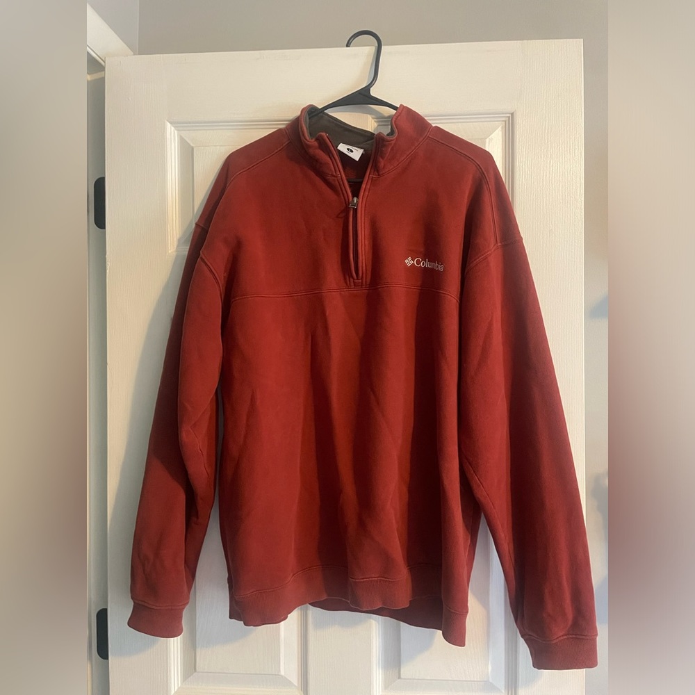 Red Men’s Columbia Pullover